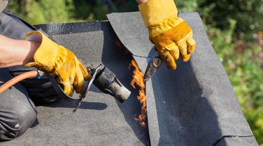 Professional residential roofers in Smith Lake, NM
